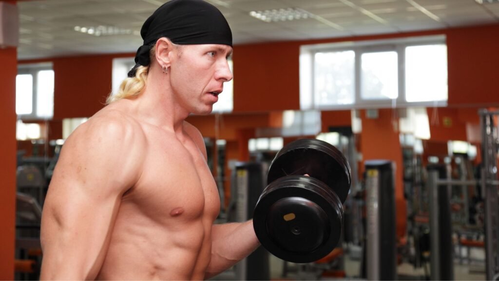 biceps workout with dumbbells